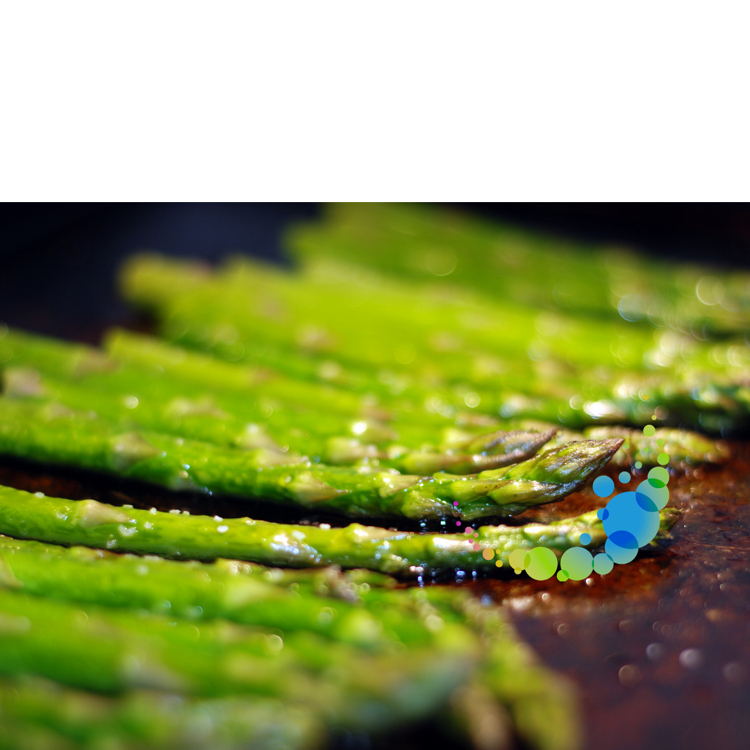 ROASTED ASPARAGUS WITH LEMON + GARLIC